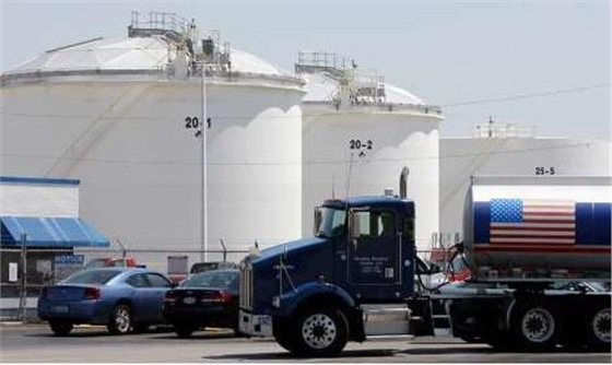 中國大量進(jìn)口美國原油使國內(nèi)石油石化行業(yè)相關(guān)配套設(shè)備市場需求變大 中國大量進(jìn)口美國原油使國內(nèi)石油石化行業(yè)相關(guān)配套設(shè)備市場需求變大