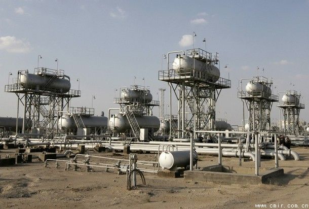 伊拉克以及所在中東地區(qū)的油田無(wú)疑是香餑餑