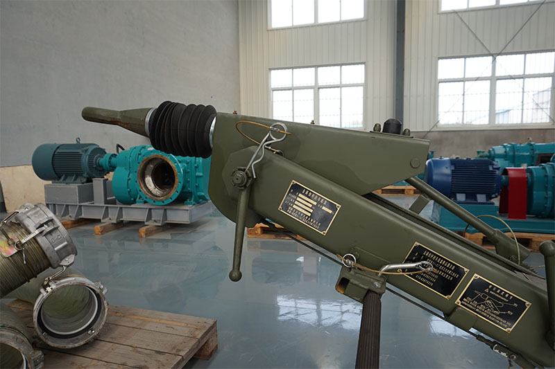 羅德高揚(yáng)大流量抗旱排澇移動泵車裝機(jī)剎車 羅德高揚(yáng)大流量抗旱排澇移動泵車裝機(jī)剎車