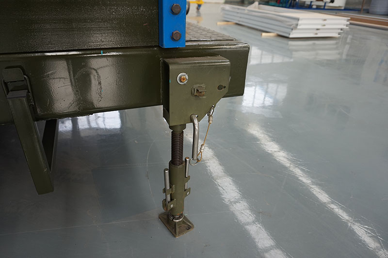 羅德高揚(yáng)大流量抗旱排澇移動泵車軍工底盤 羅德高揚(yáng)大流量抗旱排澇移動泵車軍工底盤