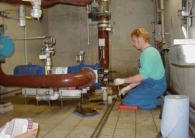 凸輪轉(zhuǎn)子泵在線(xiàn)保養(yǎng)，維護(hù)簡(jiǎn)易