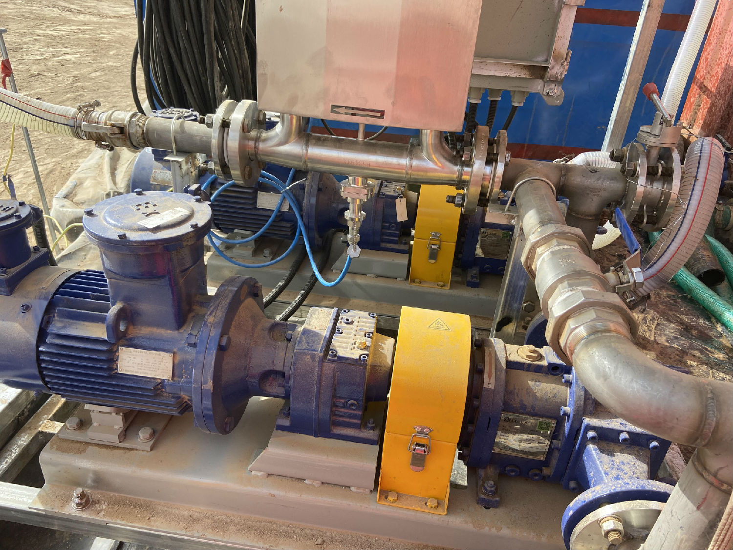 羅德凸輪轉(zhuǎn)子泵油田壓裂稠化劑輸送 羅德凸輪轉(zhuǎn)子泵油田壓裂稠化劑輸送